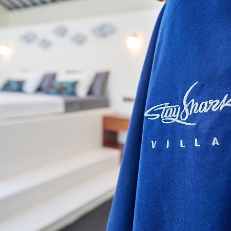 Stay Shark Villas Gili Air Exterior photo