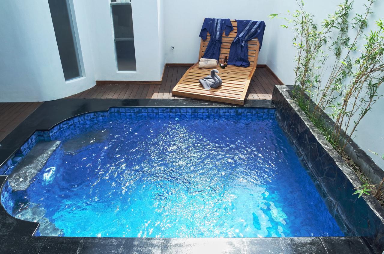 Stay Shark Villas Gili Air Exterior photo